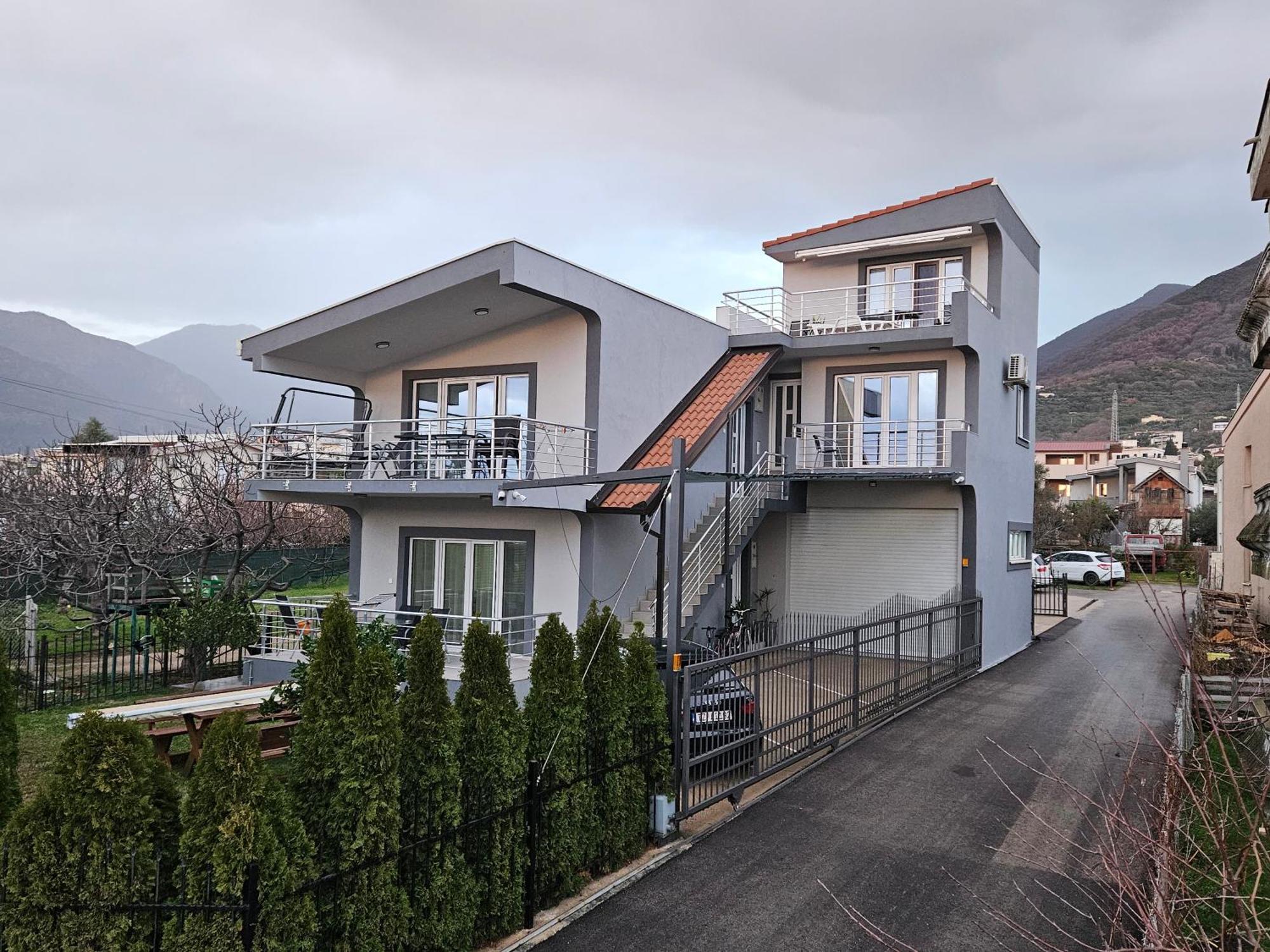 Apartments Ivanovic Бар Экстерьер фото